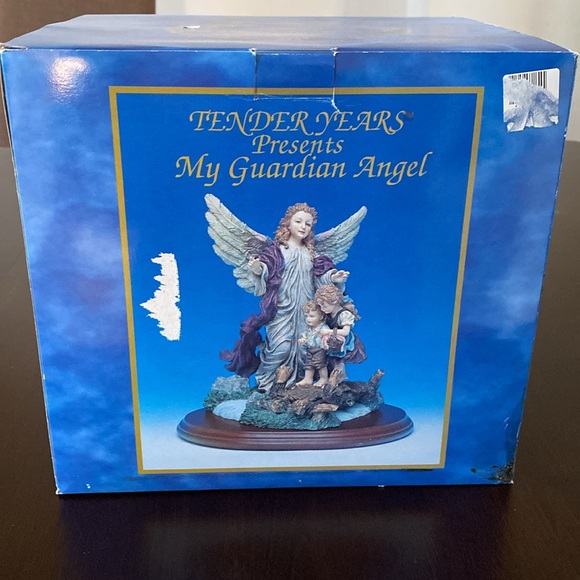 My Guardian Angel Figurine - Angel Watching Over Two Children Crossing a Bridge - Picture 11 of 12